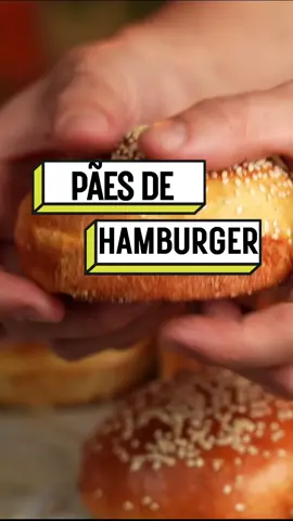 Para fazer o HAMBÚRGUER PERFEITO precisamos o PÃO PERFEITO! 🔥 Isso significa que hoje vamos fazer um pães de hambúrguer ou pães de leite, e não te esqueças podes congelar e ter pães de hambúrguer sempre que quiseres!! 🤘 INGREDIENTES: POOLISH: - 50gr de água - 50gr de leite - 10gr de fermento - 100gr de farinha MASSA: - 45gr de açúcar - 1 ovo - 50gr de manteiga - 10gr de sal - 190gr de leite - 500gr de farinha #pao #paodehamburguer #burgerbuns #paesdehamburguer #hamburger #burger #receitas #culinaria #cozinhar #terapianofogo #terapianofogo🔥 #receitasportuguesas 