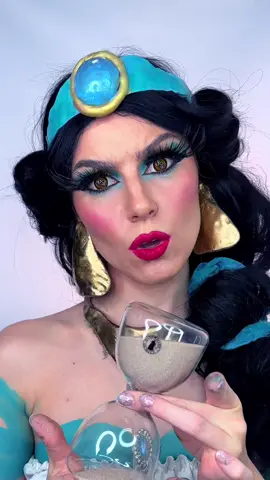 No i wpadła do klepsydry ⏳#jasmine #disneyprincess #disneyprincessgonewrong #sfxmakup #disneygonewrong #jasminegonewrongmakeup #jasminemakeup  
