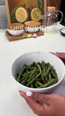 Garlic green beans 🫛🧄🧈 #fyp#garlicgreenbeans 