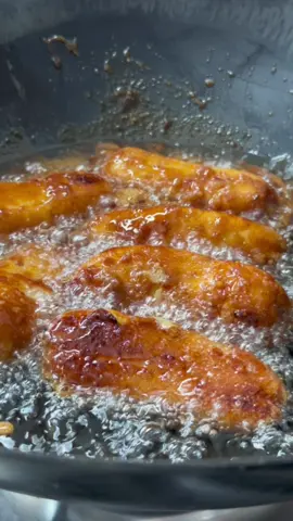 #bananaque #bananacue #pinoystreetfood #filipinorelatable #filipinostreetfoods #crisibanezkitchen #FooDiePh #tiktokeatsph #tiktokphilippines #TikTokPromote #pinoyfood #filipinofood #meryenda #merienda 