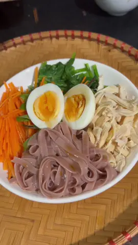 Phở Gạo Lứt trộn công thức đơn giản dễ làm ạ #ankieng #giamcan #eatclean 