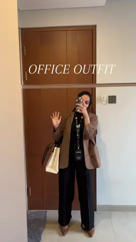 kumpulan outfit kantor ku dari yang paling formal sampe paling santai, which one do you like girls? #officeoutfit #OOTD  #outfitinspo #ootdinspo #ootdhijab #fashiontiktok #fypシ #tiktokentertainment 