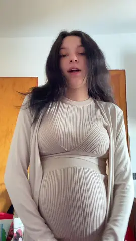 Ich find auch wein lecker#fy #foryou #foryoupage #fyy #pregnant 