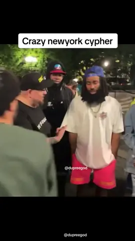New york city cyphers is where ya sharpen steel. You must be able to have bars and be able. To freestyle. These are building blackong of a hiphop Mc #dupreegod #cypherrap #tiktok #rap #bestrapperontiktok #hiphop union square 