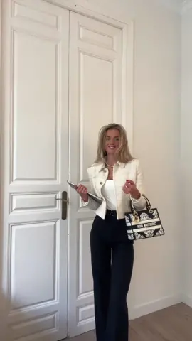 My outfits for work this week💻🏙️ #outfit #europeanfashion #classicfashion #fashioninspo #summeroutfit #europe #italy #scandinavianstyle #spain #london #sofiarichiestyle 