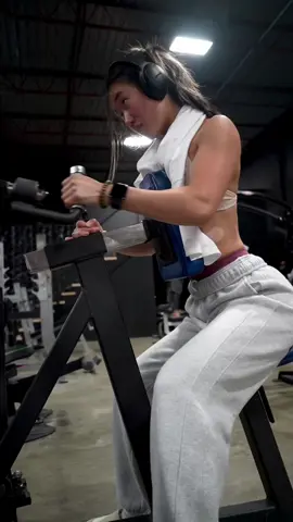 Locked tf in  #gymmotivation #bodybuilder #fitnessroutine 