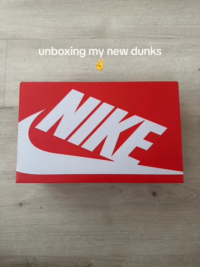 another day, another pair 🫣 finally got new dunks in a colorway ive been eyeing 🥰🥰 #nikedunks #nikedunklow #nikedunkunboxing #unboxingdunks #nikedunkgorgegreen #nikedunkgreen #nikedunklows #nikedunkoutfit #sneakergirl #dunks2023 