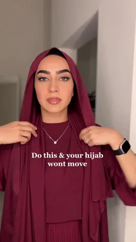 Say yourself and get a hijab cap🤍 #dubaimakeupartist #hijab #hijabitutorial #hijabi #abaya #easyhack 