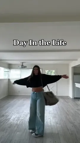 DAY IN MY LIFE 🦋 Y’all it was a busy one BUTTTT thank goodness my dad drove up from Newport to spend half of it with me… ALSO - if anyone is looking for a charming like 1 bedroom home in Manhattan Beach, let me know!! I found this place on Zillow and it’s charming enough to survive BUTTT i couldnt do with the bathroom // kitchen // laundry situation… could be good for a “surfer boy” though cause its 1,000 sq ft, a few streets from the beach, and only $3.4k a month FOR A HOME!!  Anyhoo - it wasnt for me but im just trusting the process xoxo #dailyvlog #DailyRoutine #dayinmylife #dayinthelife #dayinmylifevlog 