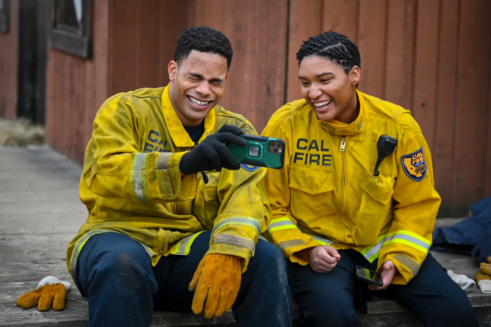 Behind the scene moments of #FireCountry season. 🔥 Who else is already missing the city of Edgewater? 