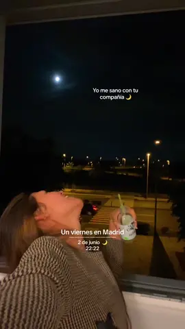 Esta es la señal que necesitas para que destapes esa botella de vino, tus ventanas mires la luna y sanes con su compañía 
