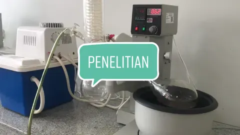 Jangan lelah ya Rotary, banyak yg butuh kamu 😉 #laboratorium #penelitian #ekstrak #mahasiswa #farmasi #farmasi student
