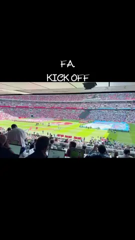 F.A KICK OFF  #manchesterunited  #facup #manchestercity 