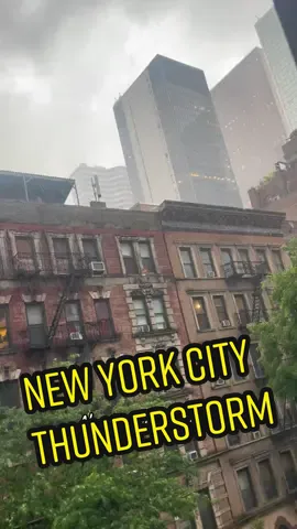 New York City thunderstorm roaring! ⛈️ #fyp #naturevibes #nyc #nyclife #thunderstorm #lightening #nycthunderstorm #rain #nature 