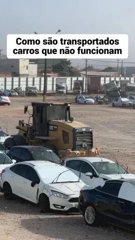 Como é organizado um leilão com mais de 4 mil carros?  Esse é o pátio de Coritiba da @copartbrasil que tem leilões e recebe visita toda terça feira no site oficial www.copart.com.br Cuidado com golpes! #leilao #carros #empilhadeira #curiosidades #carregadeira #leilaoonline #leilão #copart #carro #caminhonete #suv 