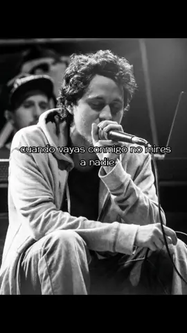 #canserbero #cuandovayasconmigo #fyp #greenscreen  Cuando vayas conmigo no mires a nadiee💫🥀
