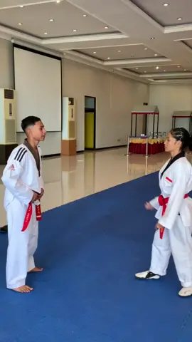 Butuh 12 Tahun untuk DAN I . Sebenarnya tidak harus selama itu tapi memang baru saatnya untuk SIAP dan merasa pantas untuk mendapatkan Penghargaan ini 🥋😇🔥 @NinaManis #taekwondo #taekwondofighter 