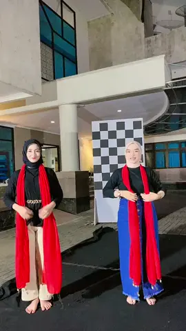 kameramennya knp miring miring si😭#foryoupage #fyp #fypシ 