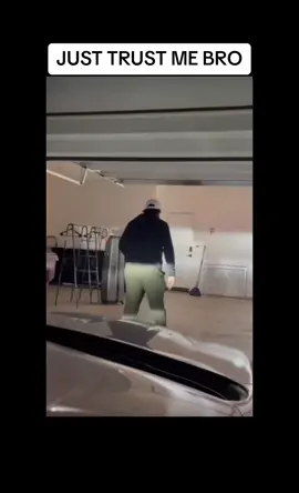 This is why you can trust your friends 😂😂😂 #fyp #funny #foryou #CapCut #viral #tiktok #trending #funnyvideos 