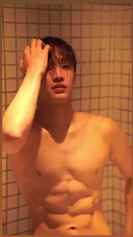 โอ๊ยใจแม่ไม่ดีเลย #ฉันรักเขา #ดีต่อใจ #เกาหลีเกาใจ #ฉลามชอบงับคุณ สอนฉันว่ายน้ำที IG: kimjiwook_01