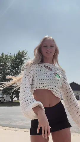 🖤💚🤍#fakebody #fyp #dance #viral 