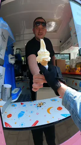 Ice Cream taste better when it’s free. Big up my new friend AL.  #icecream #pov #gopro #haribo #bikelife #bikelifeuk #motorbikes #bikeride #motorcycle #moto #bikes #triumph #london #gift #kawasaki #sharehappiness  @Desserticecreamclub 