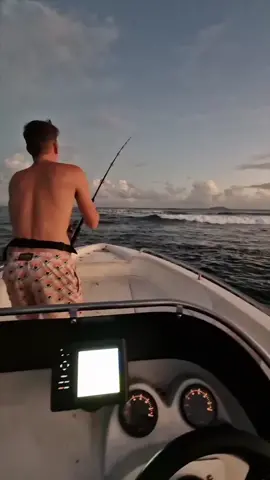 Guys rod snaps in half whilst sea fishing! Would you go in after it? 😂🎣 - - - 🎥//tightlines_mauritius//📸IG#viralfishingvideos #fishing #fishingtiktoks #viralfishingvideo #angling #seafishing #fishinglife #fishingvideos #funnyvideos #fy #fyp 