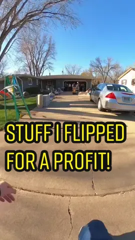 What have you sold recently? I wanna know! Follow For More!! #thriftersifter #garagesalefinds #garagesales #garagesale #yardsalefinds #yardsalefind #yardsale #resell #reseller #ebayseller #ebayreseller #poshmarkseller 