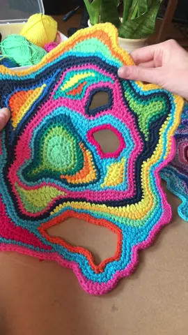 I spent my sunday making this lil blob #freeformcrochet #crochet #DIY #handmade #fiberart #art #crochettok #hobbii #fyp #tiktok 