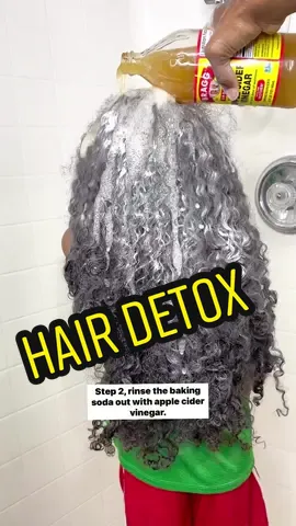 We did This For The First Time 💯😳 #hairdetox #applecidervinegar #bakingsoda #haircare #curlyhair #boyshair #kidshair 