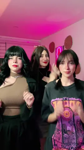 So cute 🤍 @olasoyyadis @Lelepoxy  #bailecito #girls #BeautyTok 