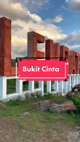 Satu kata untuk Lembata bosku? #lembata #SerunyaLiburan #serunyabareng #flores #ntt #wisata #travel #sunset #bukitcinta 