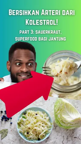Resep Sauerkraut: Kol dan Garam. Simpel banget, tapi ini merupakan superfood yang mampu melawan penyakit kardiovaskular dan kolestrol secara sekaligus!