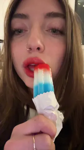who needs lipstick when u have a bomb pop