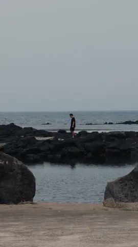 Blindwhale - a sanctuary where you can reconnect with nature and rediscover the soulful qualities of Jeju Let Blindwhale ignite your senses, stir your soul, and transport you to a realm of timeless enchantment!  Edited by STAYFOLIO  Designed by Z_Lab Film by Pablo Oh  _ #korea #jeju #jejuisland #unqiuestay #experience #adventure #senses #retreat 