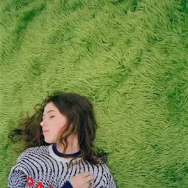 I wonder how you look in the dark... #clairo #clairocottrill #hello? #fyp 