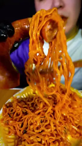 #asmrfastfood #asmrkfc #kfc #fastfoodlife #asmrfoodie #bonggil #mukbang #asmr #fyp #sound #viral #food #yummy #cheese