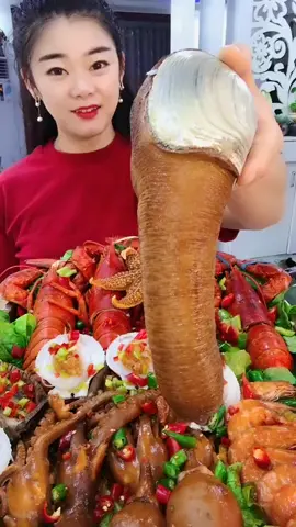 What is that ? 😱😱😱 a huge shellfish? Are you eating this? #nocopyrightinfringementintended #bryanking👑 #Mukbang #food #eatingspicy #skl #fyp 