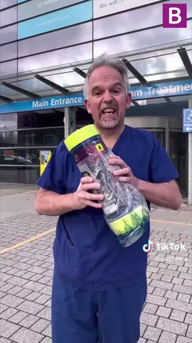 Birmingham doctor explains the dangers of large 'supersized' laughing gas canisters 🏥 #balloon  #balloons  #paralysed  #fyp  #foryou  #nervedamage  #laughinggass   #paralyzed  #supersize  #supersizemeistoxic  #birmingham  #birminghamuk