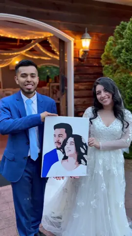 I was truly blessed to be apart of an amazing Wedding, I love doing live paintings 🙏🏼 🎨 #painting #art #artist #wedding #married #husband #wife #draw #sketch #live #drawing #music 