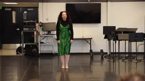 I Can Cook Too from On the Town, this was definitely the audiences favourite song of my performance and they were so wonderful! #musictheatre #onthetown #music #stclaircollege #fyp