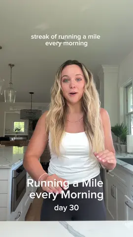 Morning Mile 30 day reflection!!🥳 Keeping myself consistent every day has been the hardest part of this challenge so far so I’m sharing a few things that have helped me! I’m wearing @uniqlousa AIRism collection that always feels supportive and breathable. Wearing this line is so comfortable I could run forever😛 #AIRism #UNIQLO #LifeWithAIRism #ad 