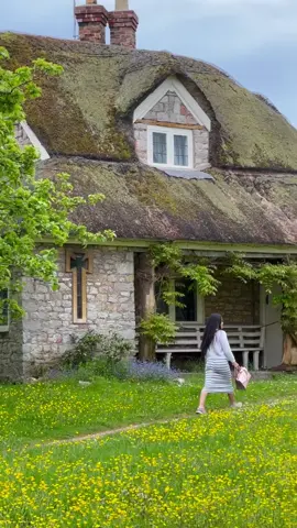 A calming walk around these charming of 19th century rustic cottages.🌿🏡 Follow me for more 👇 🎞️ @huyenjamin____hailwood  https://www.instagram.com/huyenjamin____hailwood/ http://www.tiktok.com/@huyenjamin_hailwood 📌 Save for your travels to England 🏴󠁧󠁢󠁥󠁮󠁧󠁿  📍BLAISE HAMLET in BRISTOL  THE COTTAGES WERE DESIGNED BY JOHN NASH FOR JOHN HARFORD IN 1809, TO HOUSE BLAISE ESTATE PENSIONERS. YOU ARE INVITED TO WALK ROUND THE HAMLET OF WHICH THERE IS A MODEL IN THE MUSEUM AT BLAISE CASTLE HOUSE, A FEW HUNDRED YARDS NORTH OF HERE. THE COTTAGES ARE NOT OPEN! #englishcountryside #uk #england #photosofengland #exploremore #photosofbritain #calm #peaceful #visitengland #fairytale #beautifuldestinations #photography #explorecountryside #beautifulmatters #map_of_europe #photosofbritain #bristol #countryliving #relax #lovenature #visitengland #lovegreatbritain #photosofengland #bestplacestogo #lifeinthecountry #neverstopexploring #loveengland #relaxing #beautifulday #Summer #englishcountryside #englishhome #placetovisit #magickingdom 