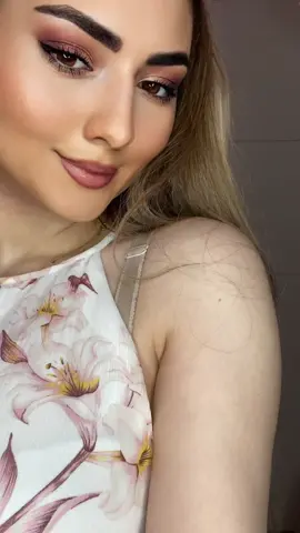اين اهنگه واقعا خوبههه😂😍#TikTokPromote #persiancat #persiantiktok #persiangirl #persiantiktok #دخترايراني🇮🇷 #iraniantiktok #raghs_afghani #فارسى #iraniangirls #nowroz #raghs_irani #🇦🇫🇮🇷 #تيك_توك #afghanistan🇦🇫 #fyyyy #persian_afghan #فوريووووووووووووووووووووو🥺🖇💕 
