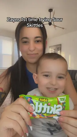 Comment what Zayn should try next 🥰 #asmr #fypシ #fypage #asmrlive #asmrsounds #pov #foryou #fyp #comejointhefamily #tiktokfamily #relaxing #asmrvideo #toddler #tryingfood #sour #babysourface #momtok 