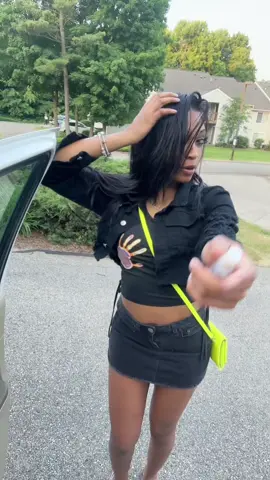 Movie date big moose just got waxed she foonky but she bald 🥵 