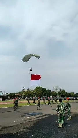 komando #tnilucu #tnikuatbersamarakyat #tniindonesia🇮🇩 #tnimengayomi#tniindonesia🇮🇩 #tniad #tni 