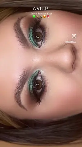 💚Hey lovelies, Here’s a Green Smokey Eye💚 I Created this look Using these  KEY PRODUCTS  @anastasiabeverlyhills Modern Renaissance Palette & @urbandecaycosmetics Moondust Palette. Eyeliner is by @avoninsider (My Favorite Black Liner that stays put on all day) recommended by a famous Brazilian Makeup Artist  Lips are by @maccosmetics Kinda Sexy Lipstick & Myth Lipgloss.  If you have any questions about this look please let me know. As always thanks for watching and all the support 💚 Anastasia Beverly Hills, Urban Decay    #greensmokeyeye #smokeyeyes #maquiagem  #grwmmakeup #maquillaje #makeuptutorial #makeupaddict #anastasiabeverlyhills 