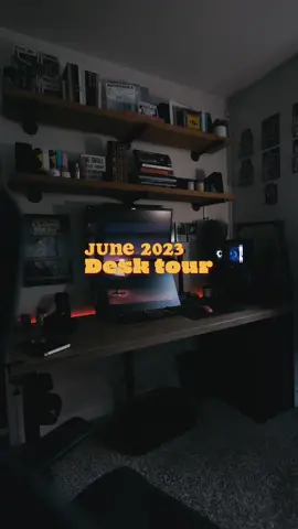 My current desk setup, links in bio #fyp #cinematic #desktour #setuptour #desksetup #cozysetup #setupgoals #techtok 