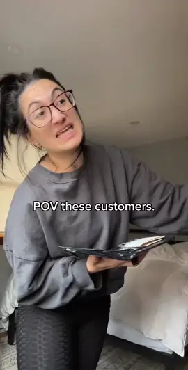 AN OLDIE BUT GOODY 😭😂 #skitcomedy #skit #pov #serviceindustry #customerservice #serverpov #servertok #restaurantindustry 